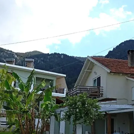 Isabel * Sálakos